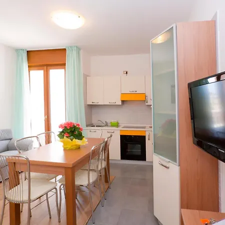 Rizzante Primo Piano Apartment